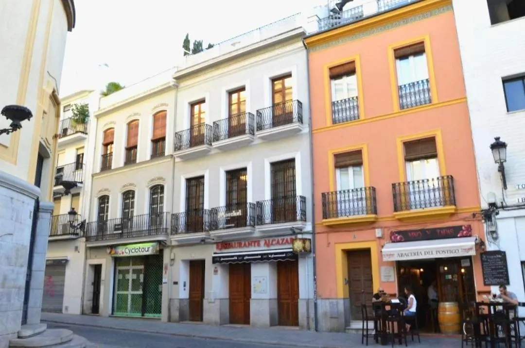 Homeyseville-Penthouse Cathedral Tomas De Ibarra St 6 Pax, Parking Optional Spain