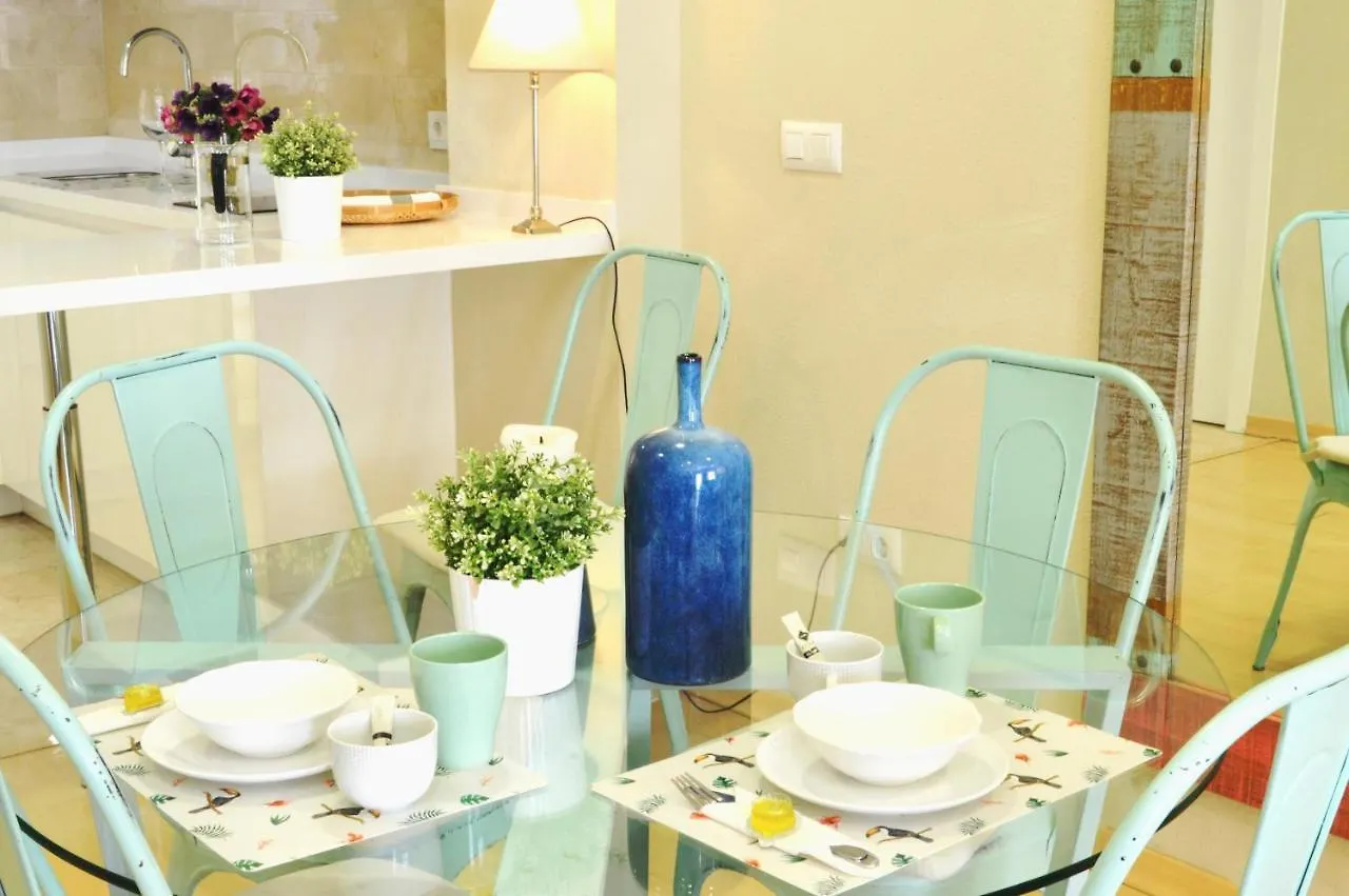 Homeyseville-Penthouse Cathedral Tomas De Ibarra St 6 Pax, Parking Optional Apartment Seville