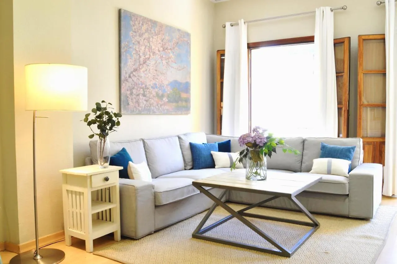 Homeyseville-Penthouse Cathedral Tomas De Ibarra St 6 Pax, Parking Optional Seville