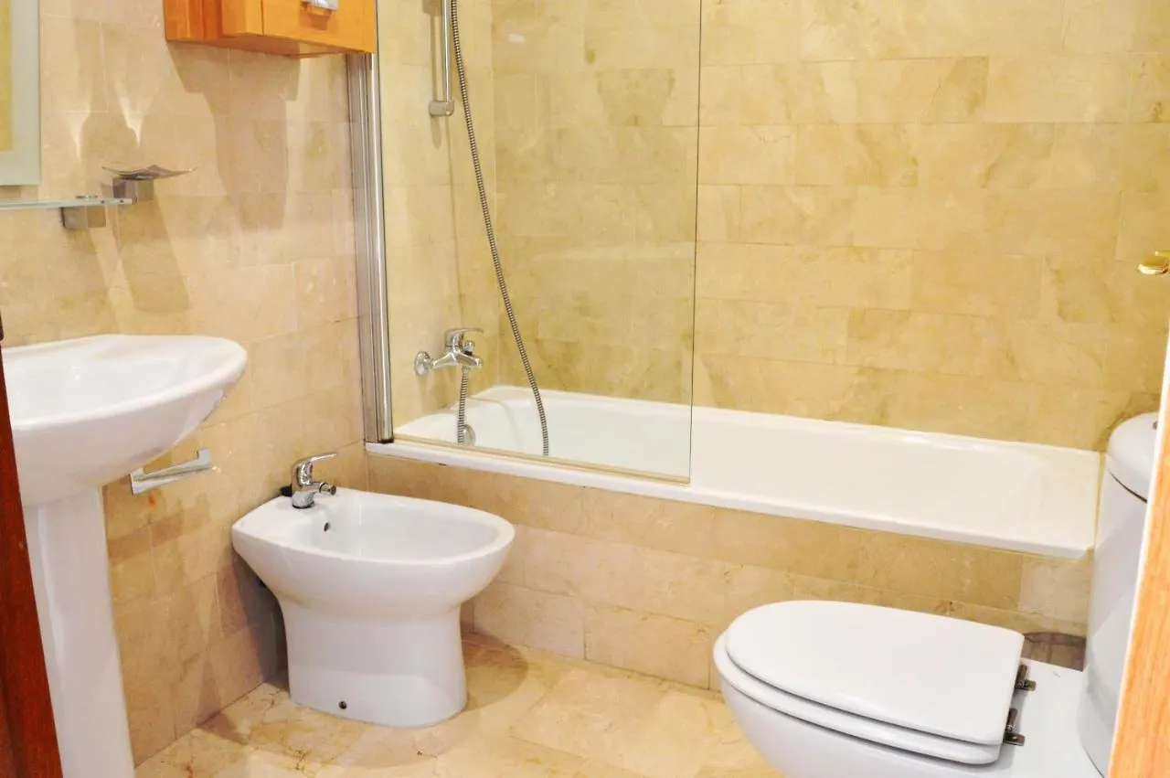 Apartment Homeyseville-Penthouse Cathedral Tomas De Ibarra St 6 Pax, Parking Optional